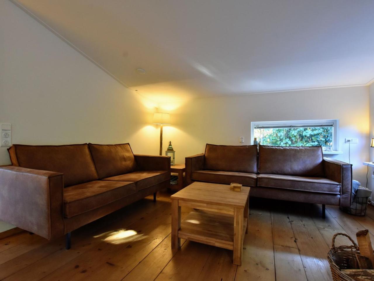 Attractive Bungalow With Sauna And Hot Tub Voorthuizen Esterno foto